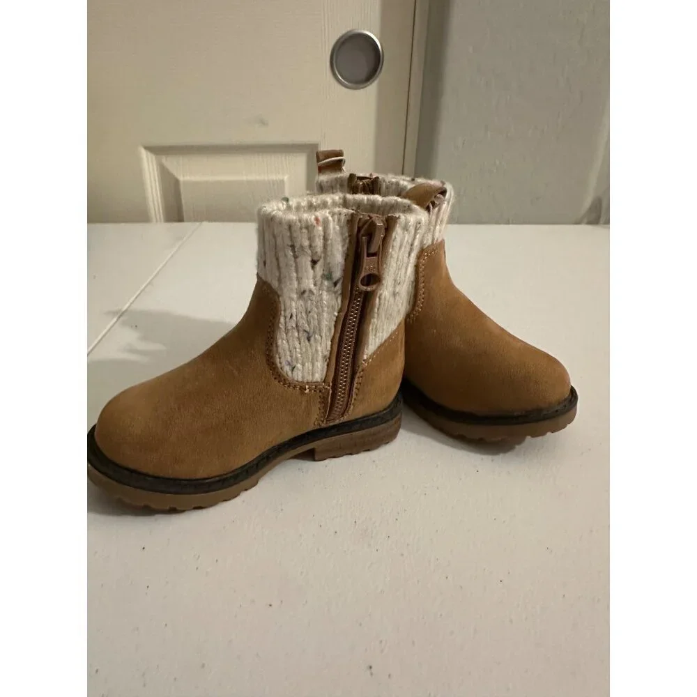 Cat & Jack Toddler Girl’s Emmaline Zipper Boots Cognac size 5 NWT